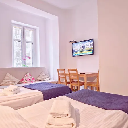 Velvet 3* Poznań