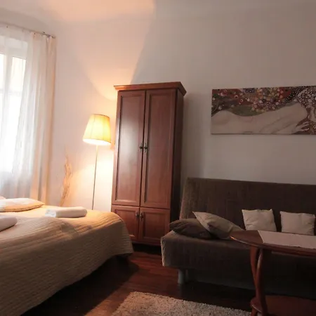 Velvet 3* Poznań