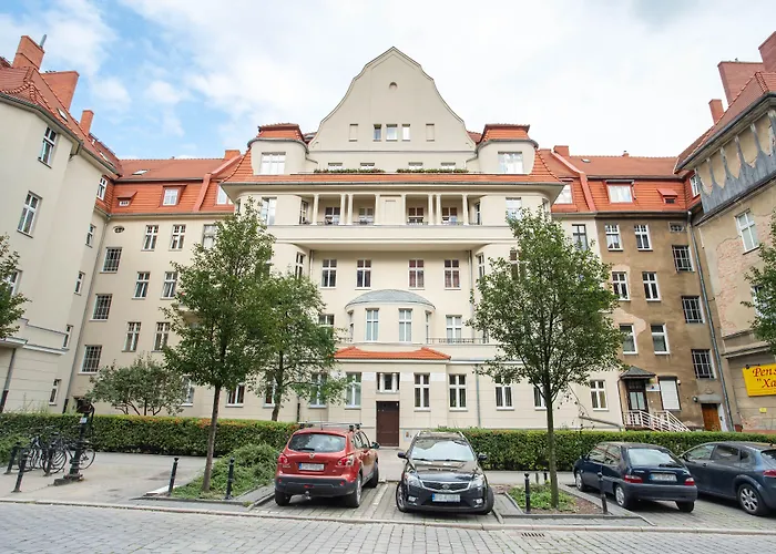 Velvet Aparthotel 3*