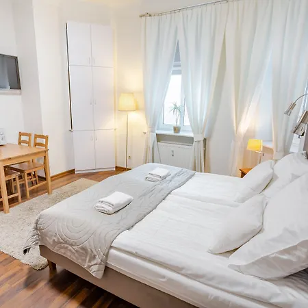 Velvet Apartahotel Poznan