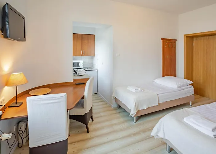 Velvet Aparthotel 3*